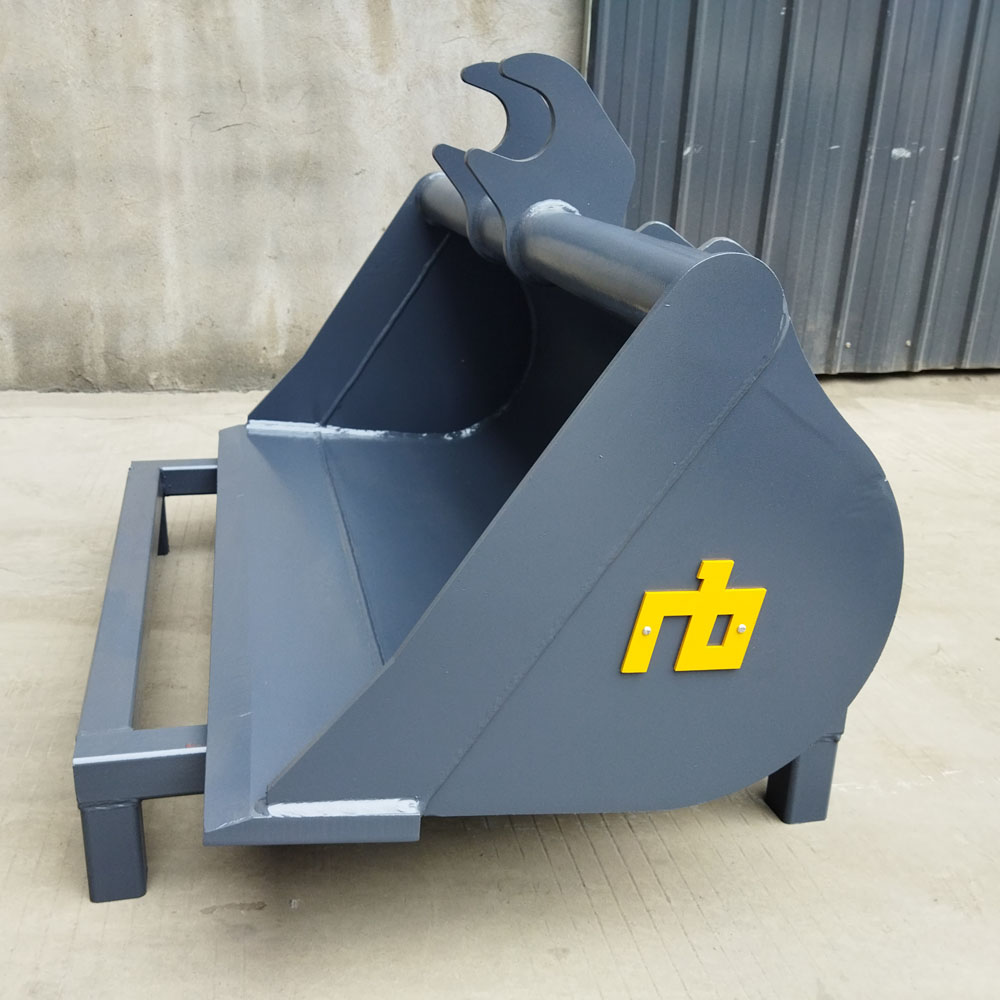 Do excavator buckets need reinforcement?